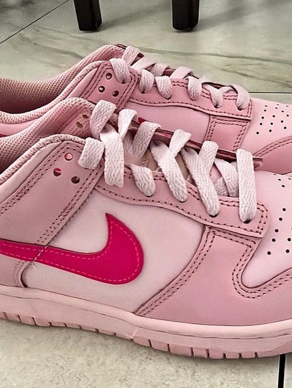 Nike Dunk Low GS 'Triple Pink' Pink Sneakers US 4.5Y